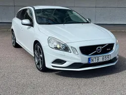 Vit Begagnad 2013 Volvo V60 R-Design Kombi | 124 900 kr (Lite dyr)