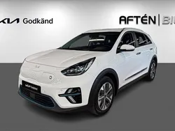 Vit (clear white) Begagnad 2022 Kia e-Niro 2 SUV | 289 800 kr (Marknadspris)