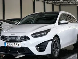Vit Begagnad 2022 Kia Ceed Sportswagon Advance Kombi | 209 500 kr (Bra pris)