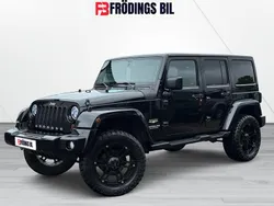Svart Begagnad 2013 Jeep Wrangler Unlimited Sahara SUV | 309 900 kr (Marknadspris)