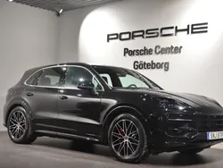 Svart (black) Ny 2025 Porsche Cayenne S E-Hybrid SUV | 1 607 300 kr (Lite dyr)