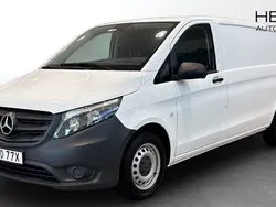 Vit (white) Begagnad 2020 Mercedes Vito Minibuss | 262 375 kr (Bra pris)