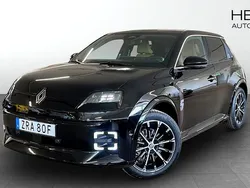 Svart (black) Begagnad 2025 Renault R5 Iconic Halvkombi | 389 900 kr