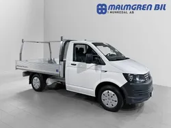 Vit Begagnad 2016 VW T6 Van | 236 250 kr
