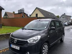 Svart Begagnad 2015 Dacia Lodgy Minibuss | 39 000 kr (Bra pris)