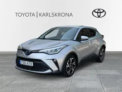 Silver Begagnad 2022 Toyota C-HR SUV | 269 000 kr (Marknadspris)