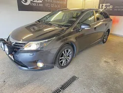 Mörkgrå Begagnad 2011 Toyota Avensis Business Edition Kombi | 64 900 kr (Marknadspris)