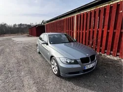 Grå Begagnad 2007 BMW 318 Advantage Sedan | 27 500 kr (Marknadspris)