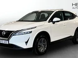 Svart Begagnad 2022 Nissan Qashqai Acenta SUV | 229 900 kr (Bra pris)