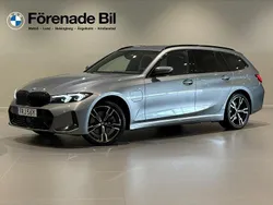 Grå (skyscraper grå metallic) Begagnad 2024 BMW 330e M Sport Kombi | 499 000 kr (Marknadspris)