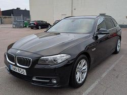 Svart Begagnad 2015 BMW 520 Kombi | 129 999 kr (Bra pris)