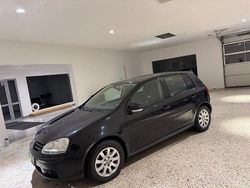 Svart Begagnad 2008 VW Golf VI Trendline Halvkombi | 29 900 kr (Bra pris)