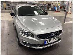 Begagnad 2017 Volvo V60 CC Kombi | 150 000 kr (Bra pris)