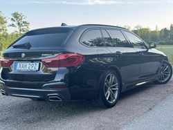 Svart Begagnad 2020 BMW 520 M Sport Kombi | 389 000 kr (Dyr)