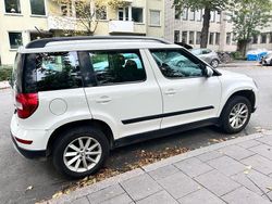 Vit Begagnad 2015 Skoda Yeti Outdoor SUV | 79 000 kr (Superpris)