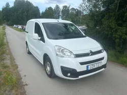 Vit Begagnad 2015 Citroën Berlingo Minibuss | 32 900 kr (Superpris)