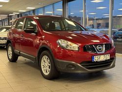 Röd Begagnad 2013 Nissan Qashqai SUV | 99 900 kr (Bra pris)