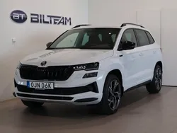Vit Ny 2025 Skoda Karoq SportLine SUV | 493 200 kr