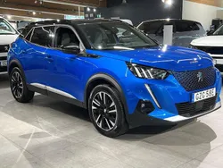 Blå Begagnad 2021 Peugeot e-2008 GTi SUV | 204 900 kr (Marknadspris)