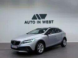 Silver Begagnad 2019 Volvo V40 CC Kinetic Kombi | 219 900 kr (Marknadspris)