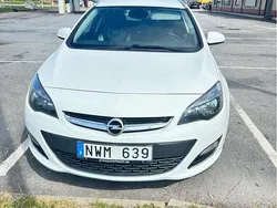 Vit Begagnad 2013 Opel Astra Sport Kombi | 59 000 kr (Marknadspris)