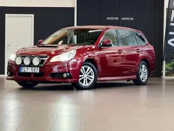 Ljusröd (röd) Begagnad 2012 Subaru Legacy Kombi | 109 900 kr (Dyr)