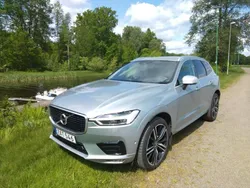 Silver Begagnad 2018 Volvo XC60 R-Design SUV | 329 900 kr (Marknadspris)