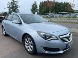 Grå Begagnad 2014 Opel Insignia Edition Halvkombi | 85 900 kr (Marknadspris)