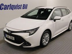 Vit Begagnad 2024 Toyota Corolla Kombi | 299 000 kr (Marknadspris)
