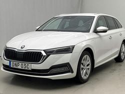 Vit Begagnad 2021 Skoda Octavia Business Line Kombi | 189 000 kr (Bra pris)