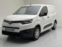 Vit Begagnad 2022 Toyota Proace City Van | 170 000 kr