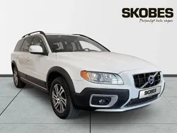 Vit Begagnad 2013 Volvo XC70 Momentum SUV | 184 800 kr (Marknadspris)
