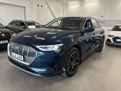 Galaxblå metallic Begagnad 2019 Audi e-tron Proline SUV | 319 000 kr (Marknadspris)