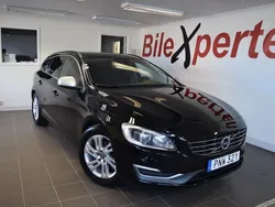 Svart Begagnad 2015 Volvo V60 Momentum Kombi | 94 900 kr (Superpris)