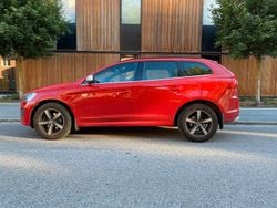 Röd Begagnad 2016 Volvo XC60 R-Design SUV | 248 500 kr (Lite dyr)