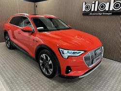 Röd Begagnad 2020 Audi e-tron Proline SUV | 339 000 kr (Lite dyr)