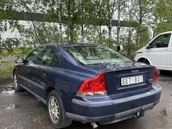 Blå Begagnad 2001 Volvo S60 Business Edition Sedan | 7 000 kr (Superpris)