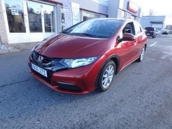 Röd Begagnad 2014 Honda Civic Comfort Halvkombi | 109 000 kr (Superpris)