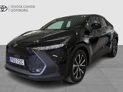 Svart Ny 2024 Toyota C-HR Style SUV | 369 900 kr (Lite dyr)