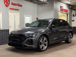 Grå Begagnad 2023 Audi Q8 e-tron S-Line SUV | 739 000 kr (Dyr)