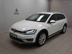 Vit Begagnad 2018 VW Golf Alltrack Kombi | 189 900 kr (Bra pris)