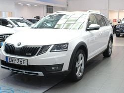 Vit Begagnad 2019 Skoda Octavia Scout Kombi | 219 900 kr (Bra pris)