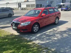 Röd Begagnad 2010 Skoda Octavia Ambiente Kombi | 31 500 kr (Lite dyr)