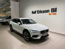 Vit Begagnad 2020 Volvo V60 CC SE Kombi | 349 500 kr (Lite dyr)