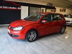 Röd Begagnad 2011 VW Golf VII Halvkombi | 74 900 kr (Marknadspris)
