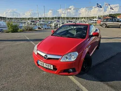 Röd Begagnad 2007 Opel Tigra Cab | 50 000 kr (Marknadspris)