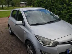 Silver Begagnad 2013 Hyundai i20 Select Halvkombi | 43 000 kr (Marknadspris)