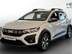 Vit (white) Begagnad 2022 Dacia Sandero Expression Halvkombi | 169 900 kr