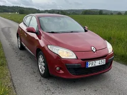Röd Begagnad 2011 Renault Mégane III Halvkombi | 41 500 kr (Dyr)