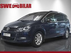 Blå Begagnad 2016 VW Sharan GT Minibuss | 174 900 kr (Marknadspris)